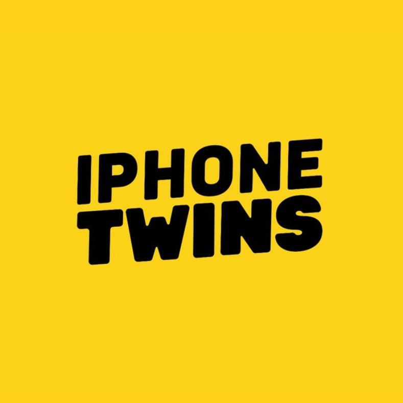iPhone Twins